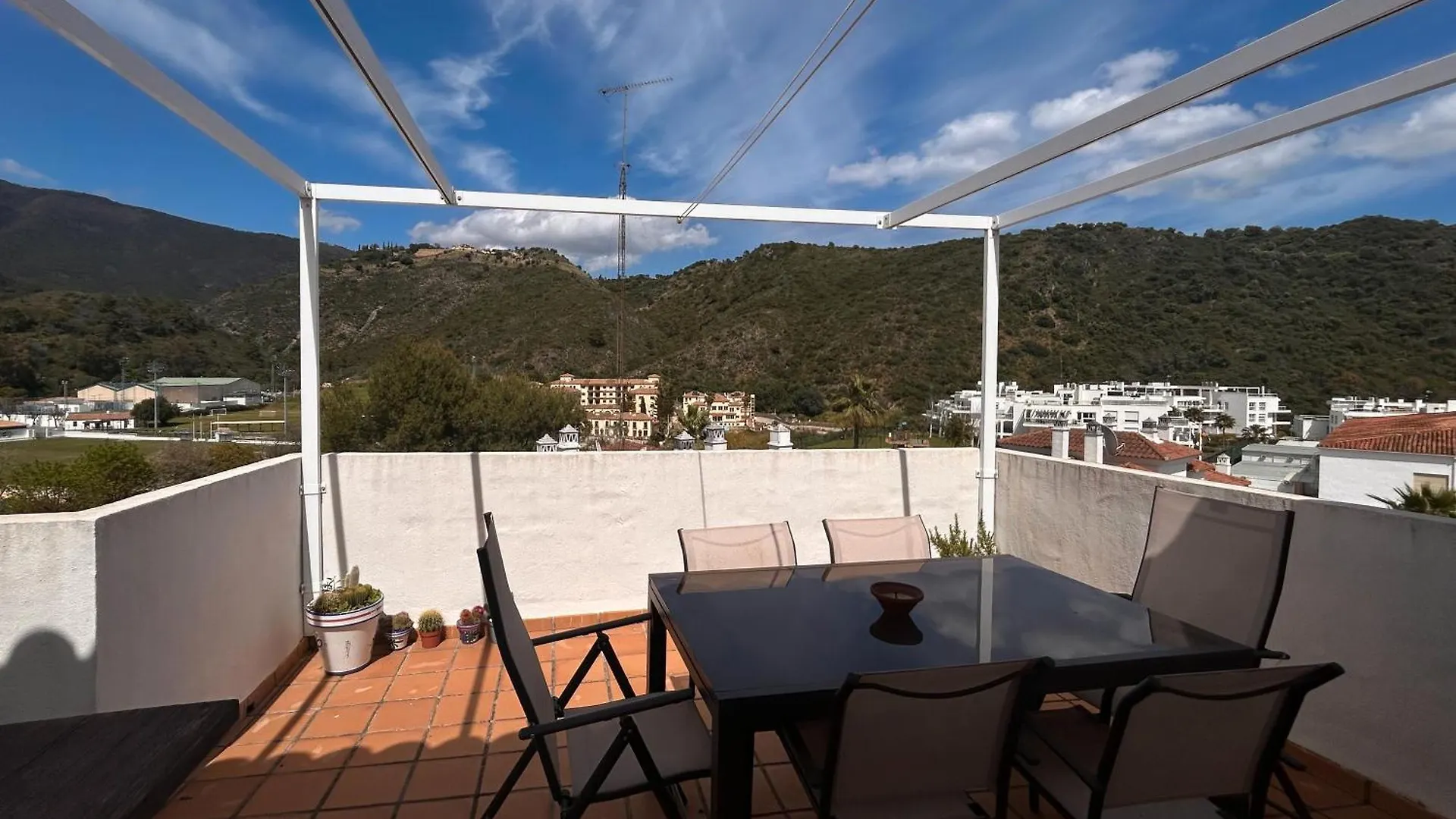 Apartmán Spacious Penthouse With Balcony Benahavís
