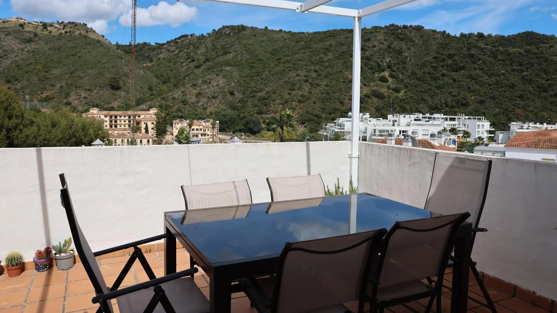 Apartmán Spacious Penthouse With Balcony Benahavís